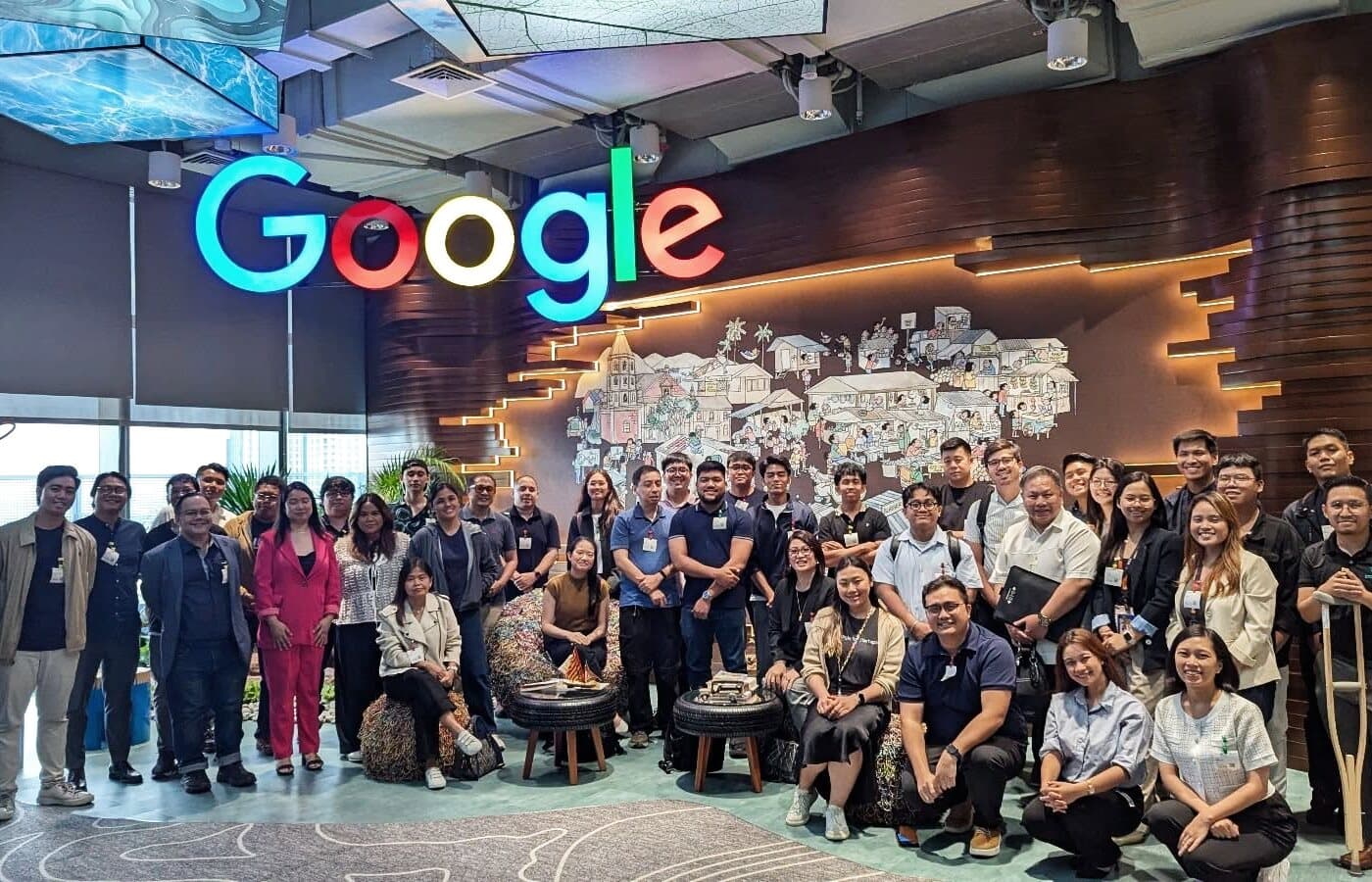 Raven Duran with participants at a Google Philippines AI session